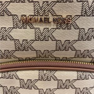 Michael kors mk book bag